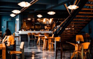 Conclure un bail commercial de café, hôtel, restaurant (CHR)