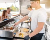 Petite restauration ou restauration rapide : comment garantir l’absence de système d’extraction d’air